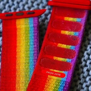 Apple Watch Pride Edition Sport Loop (2019) – M, Authentic!